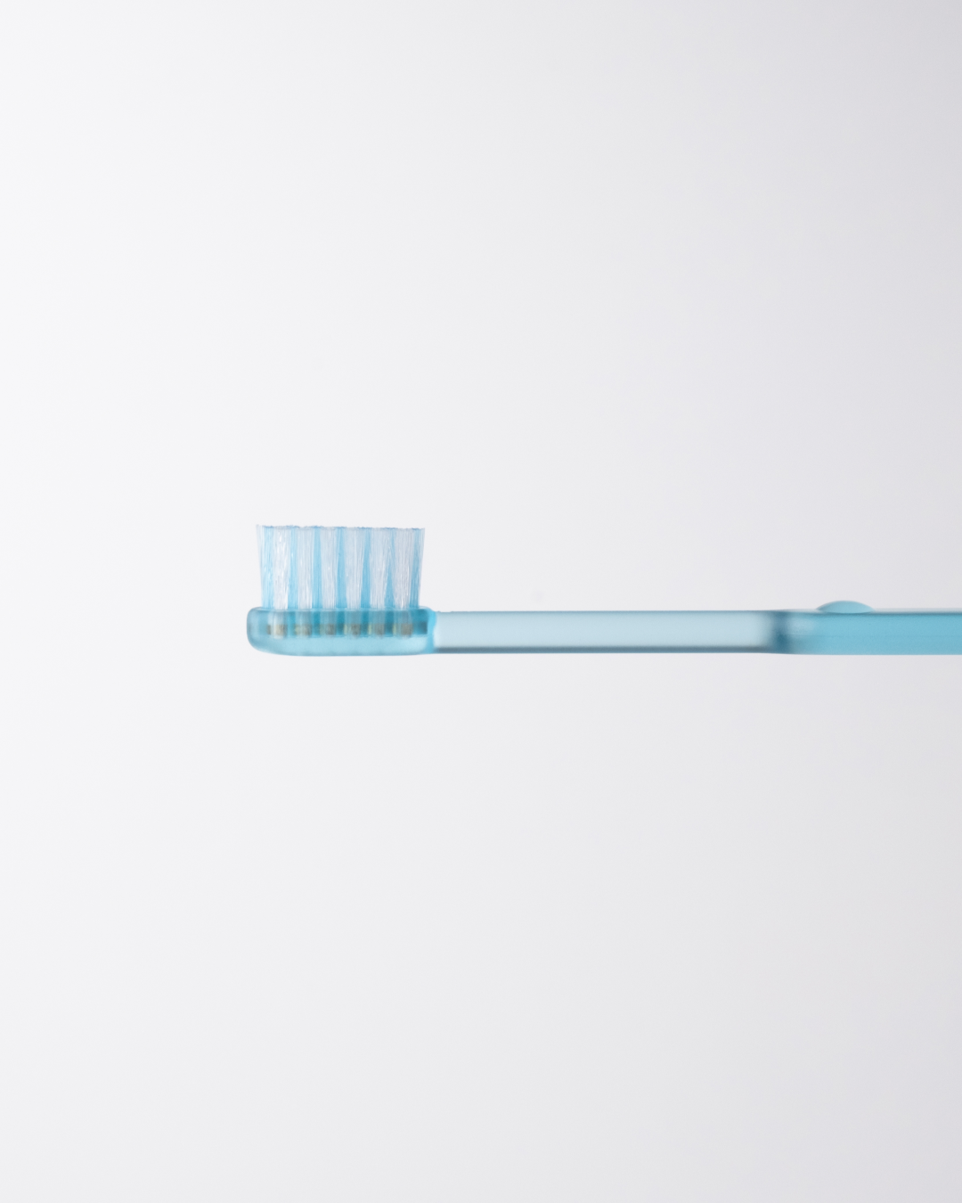 [先行販売・限定特典付] PORTABLE TOOTHBRUSH KIT 3色セット